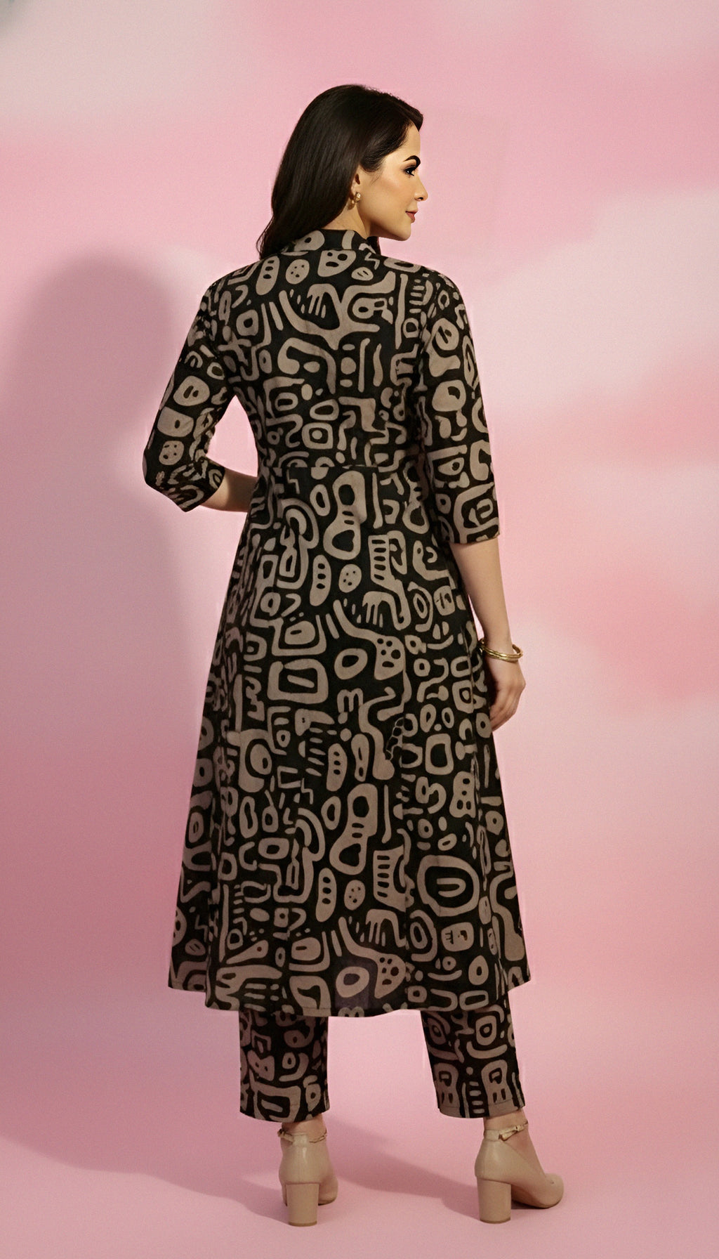 Abstract Flair Kurti