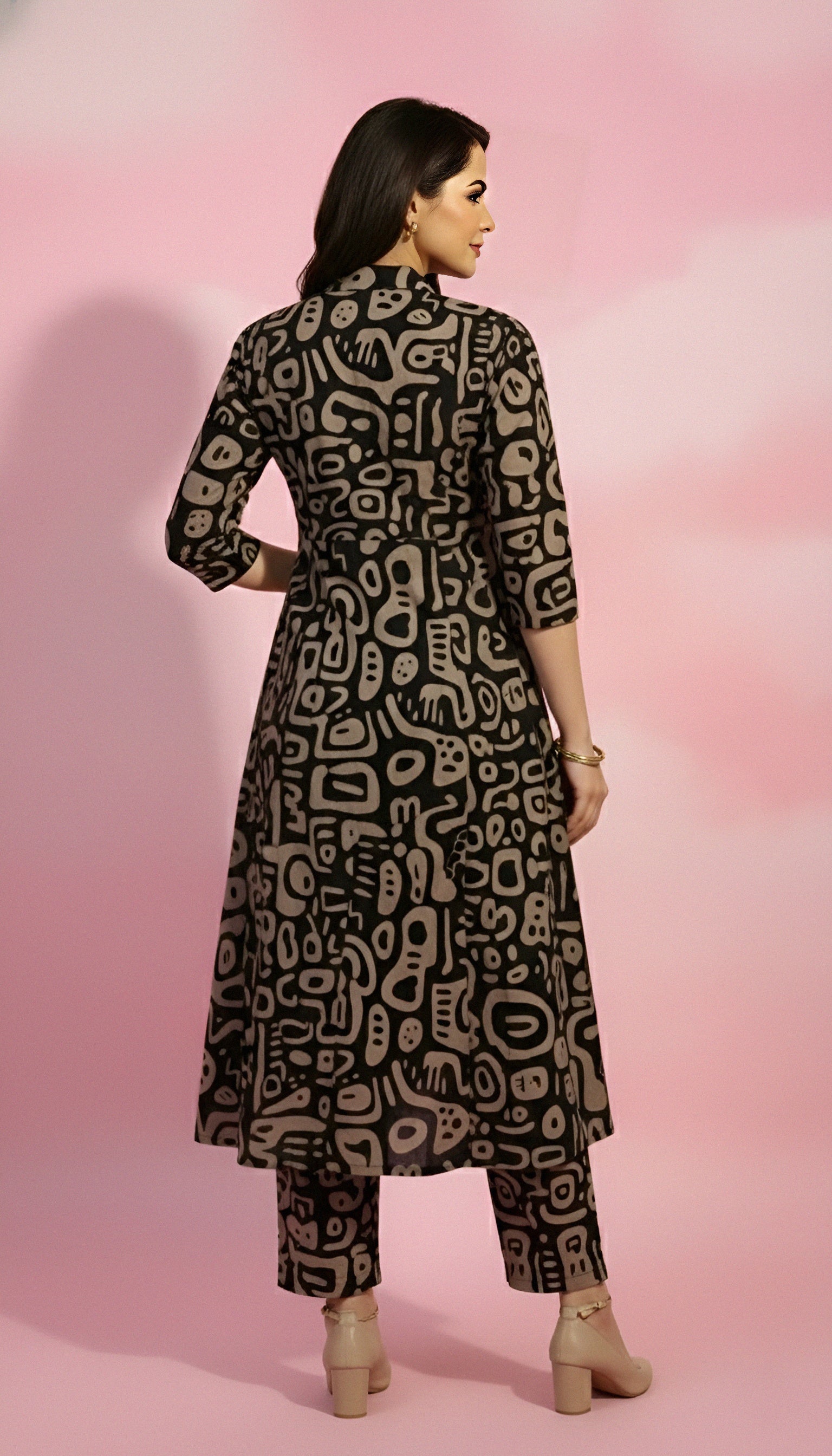 Abstract Flair Kurti