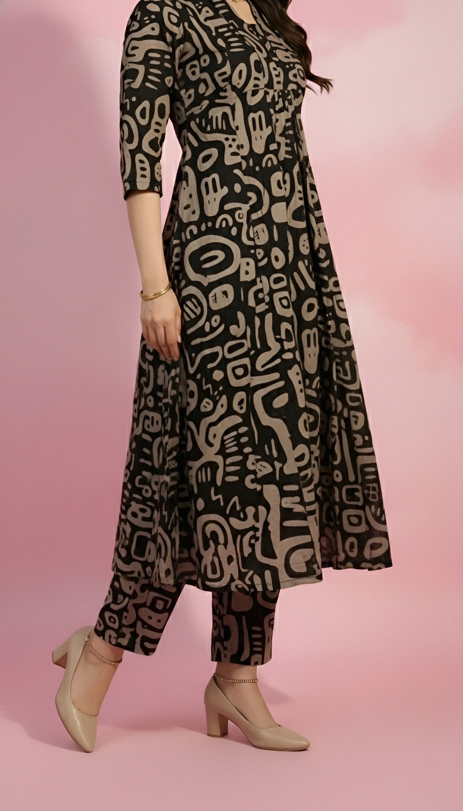 Abstract Flair Kurti