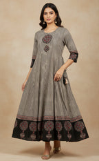 Black Applique Patch with Kalamkari Border print Long Kurti Set