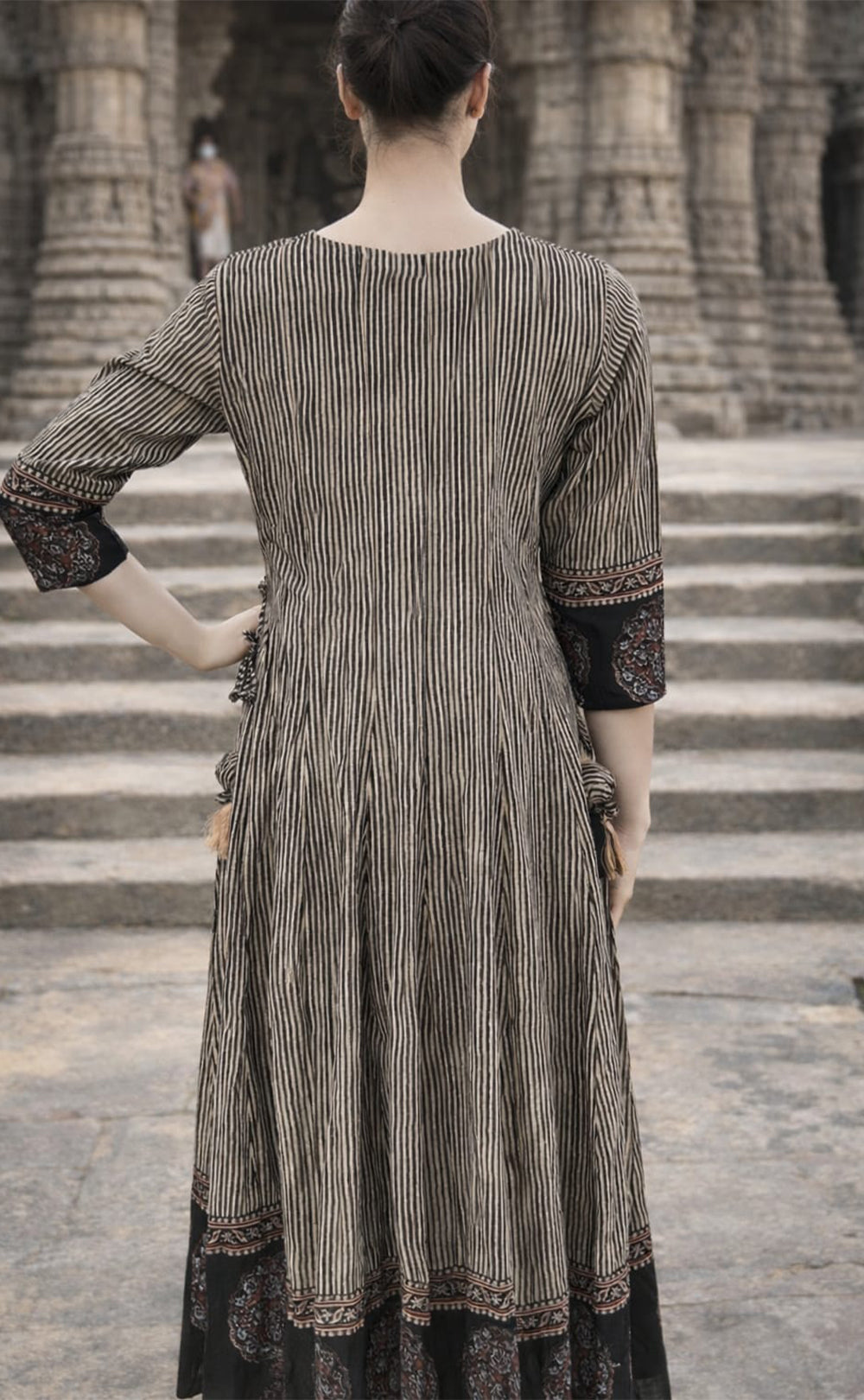 Black Applique Patch with Kalamkari Border print Long Kurti Set
