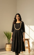 Black Round Neck Chinon Ghera Kurta with Weaving Dupatta