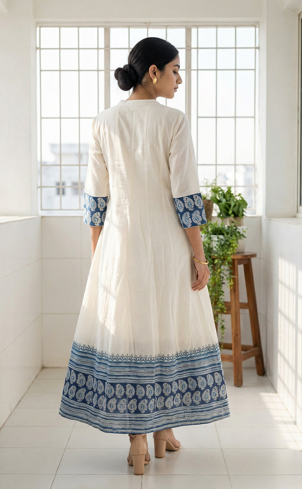 White Cotton Big Blue Border Printed Thread Fitting  Kurti set