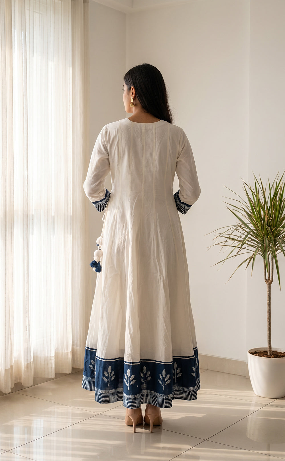 Indigo Blue Cotton Mirror And Thread Work Kurti Set