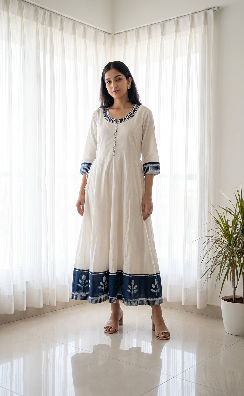 Indigo Blue Cotton Mirror And Thread Work Kurti Set
