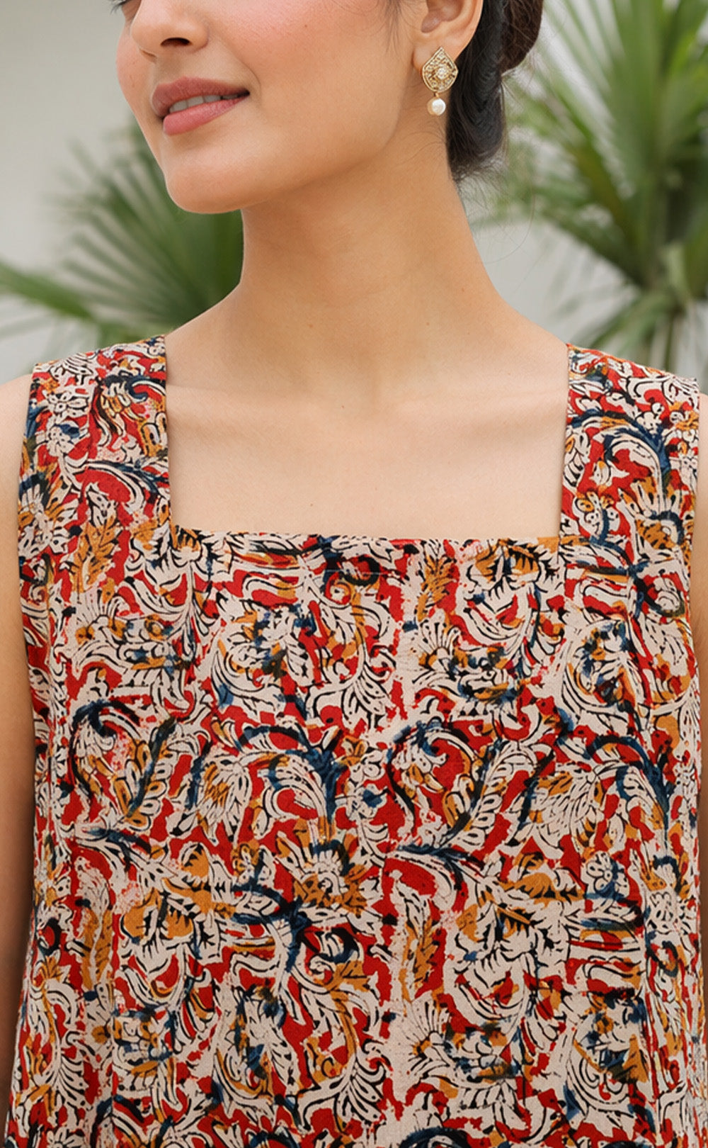 Half White Cotton All-Over Kalamkari Printed Long Straight Kurti 3 piece Combo With Sling Bag