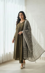 Beautiful Mehndi Green Alia cut Kurti Set with printed Dupatta