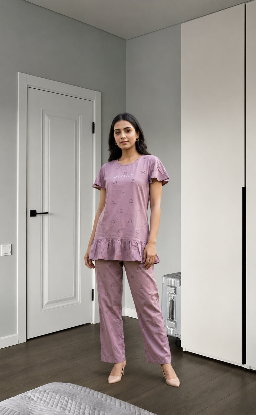 Light Purple All-Over Cartoon Cloud Printed Night Suit
