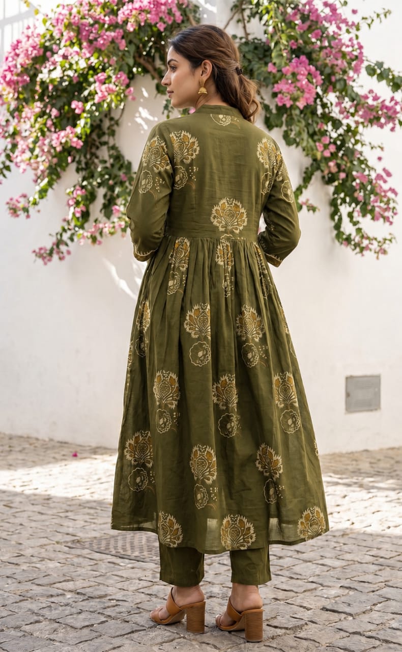 Mehndi Green Cotton All-Over Floral Print Kurti Set